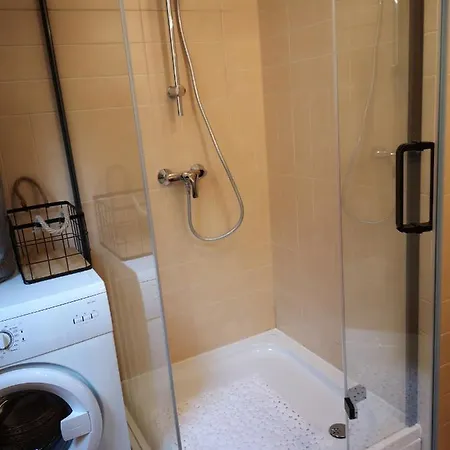 Izabela Apartamento *